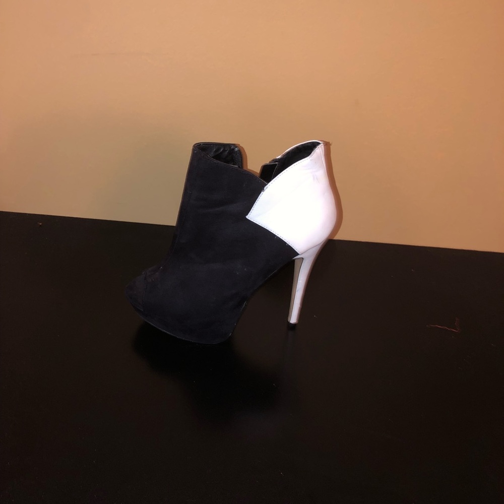 Ankle boots